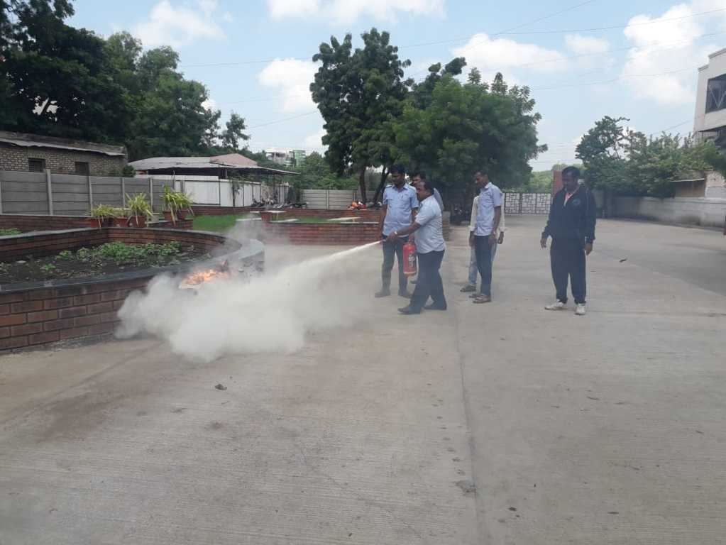 Demonstration by fire brigade